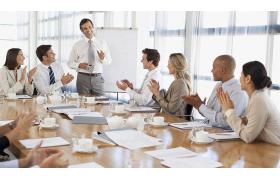 办理建筑施工资质产生的主要费用?